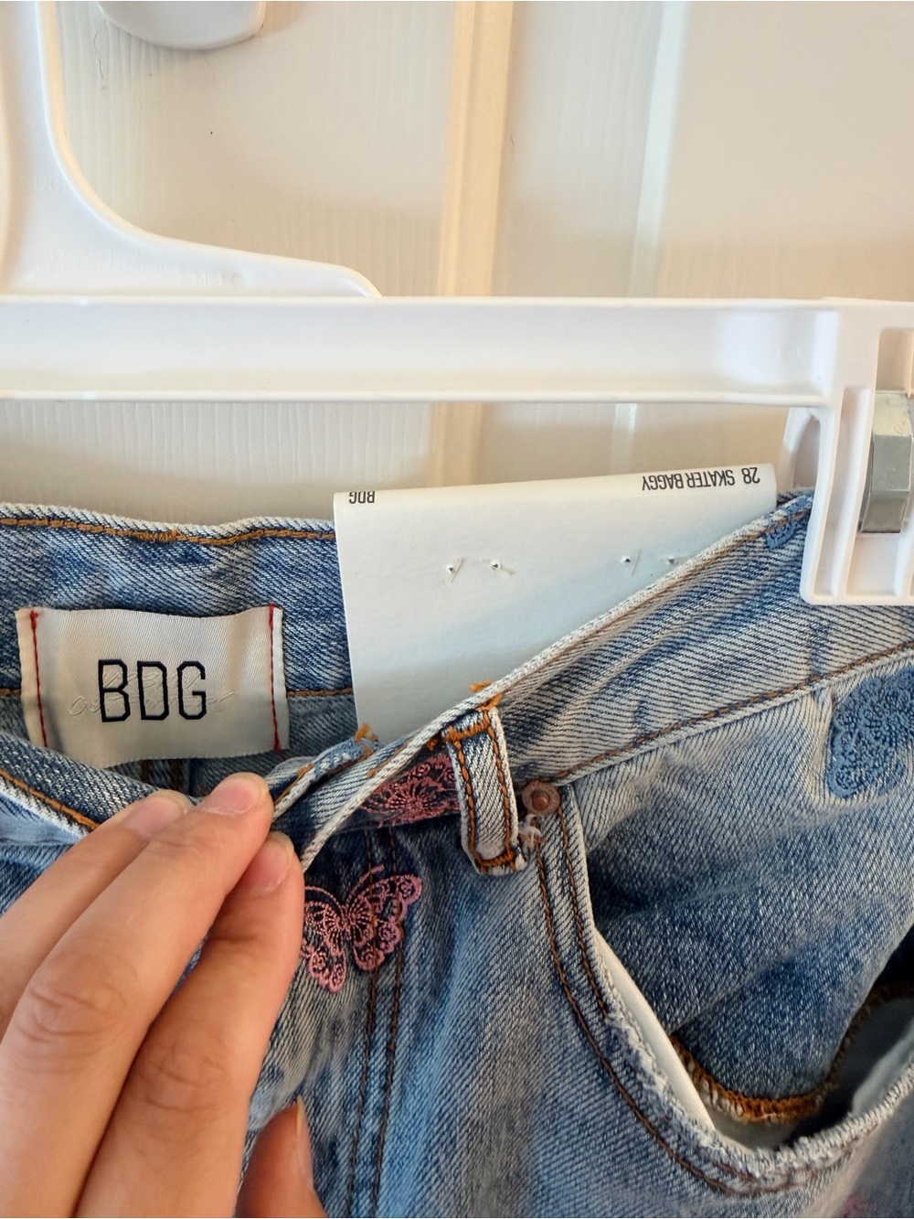 BDG Light Blue Wide-Leg Jeans with Embroidered Butterflies never warn - Picture 3 of 4